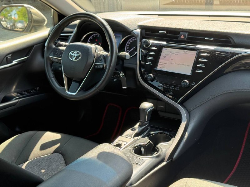 Toyota Camry (COMFORT)