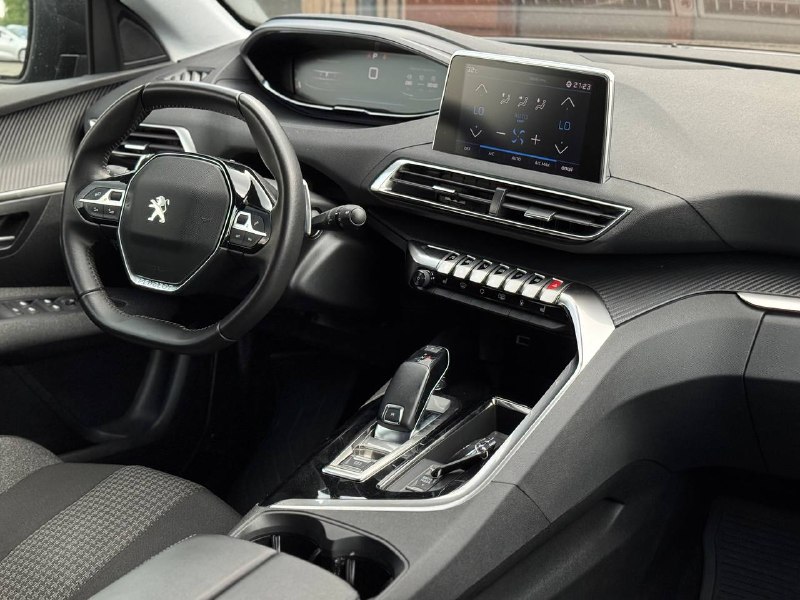 Peugeot 3008 (ACTIVE PACK)