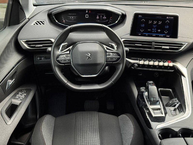 Peugeot 3008 (ACTIVE PACK)
