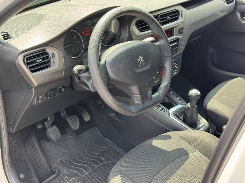 Peugeot 301 (ACTIVE)