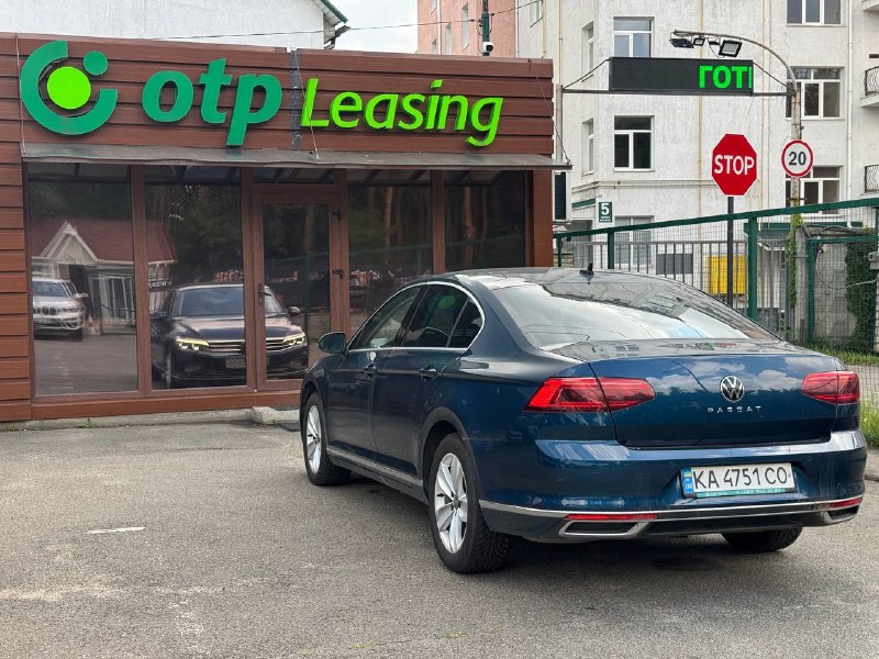 Volkswagen Passat (ELEGANCE)