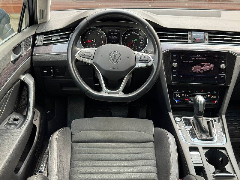 Volkswagen Passat (ELEGANCE)