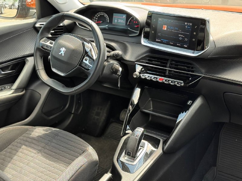 Peugeot 2008 (ACTIVE PACK)