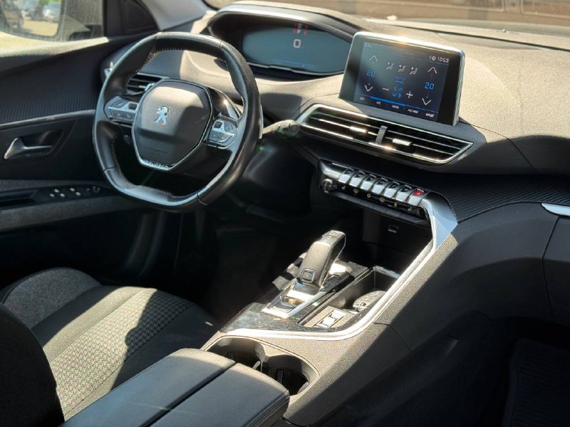Peugeot 3008 (ACTIVE PACK)