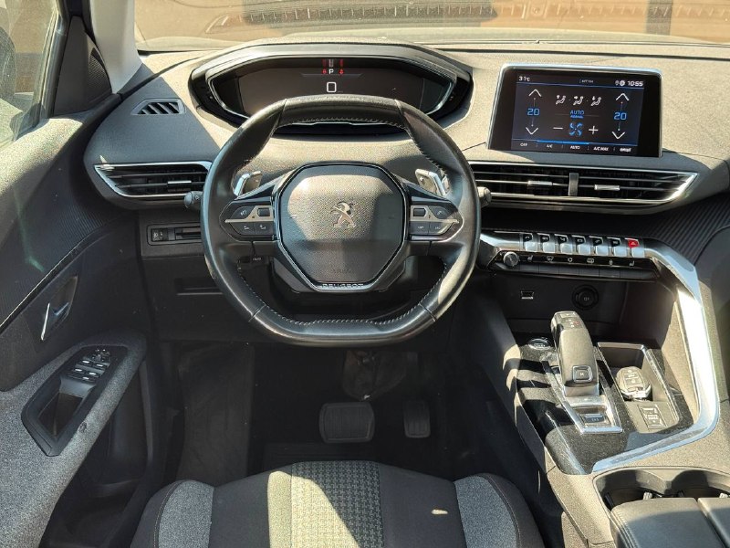 Peugeot 3008 (ACTIVE PACK)