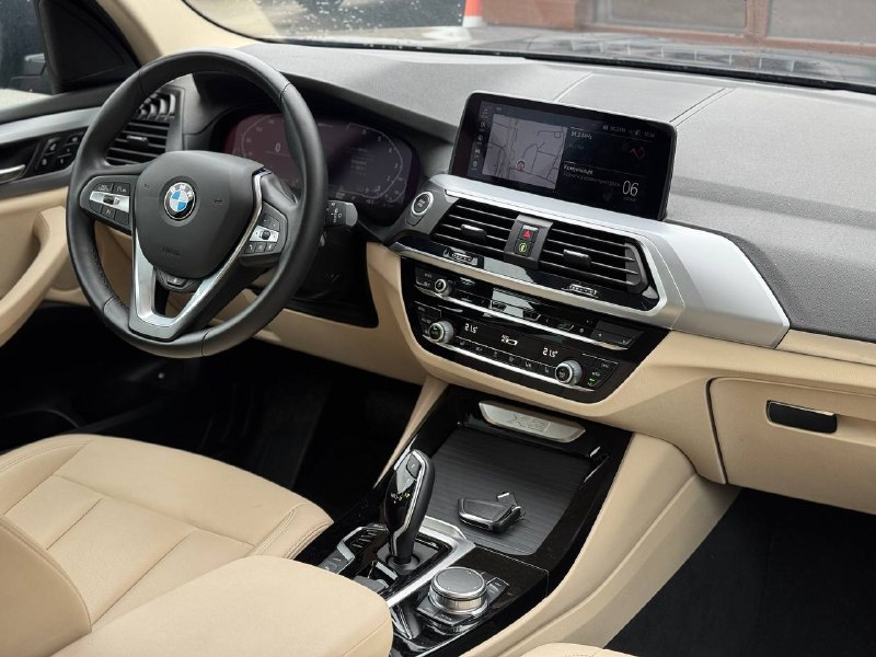 BMW X3 (xDrive 30е)