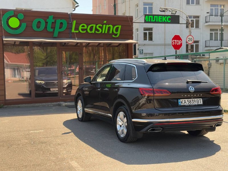 Volkswagen Touareg (AMBIENCE)