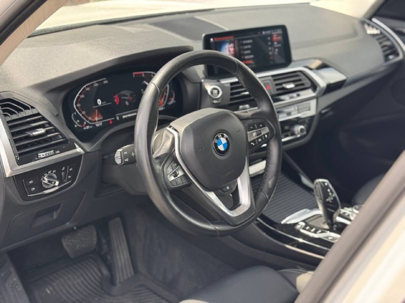 BMW X3 (xDrive 20і)