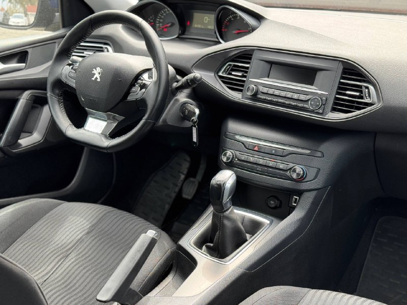 Peugeot 308 (ACCESS)