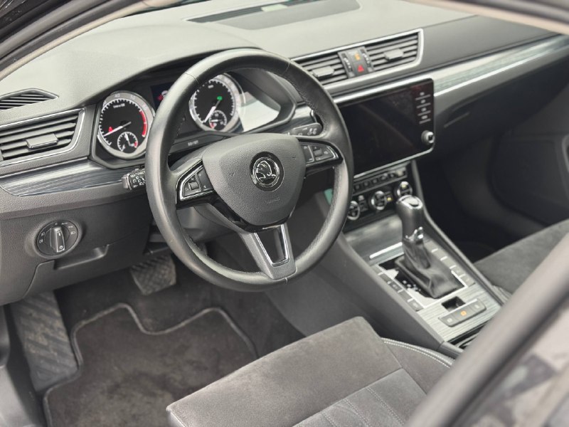 Skoda Superb (STYLE)