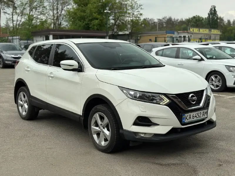 Nissan Qashqai 2WD (ACENTA+PARKING) 2