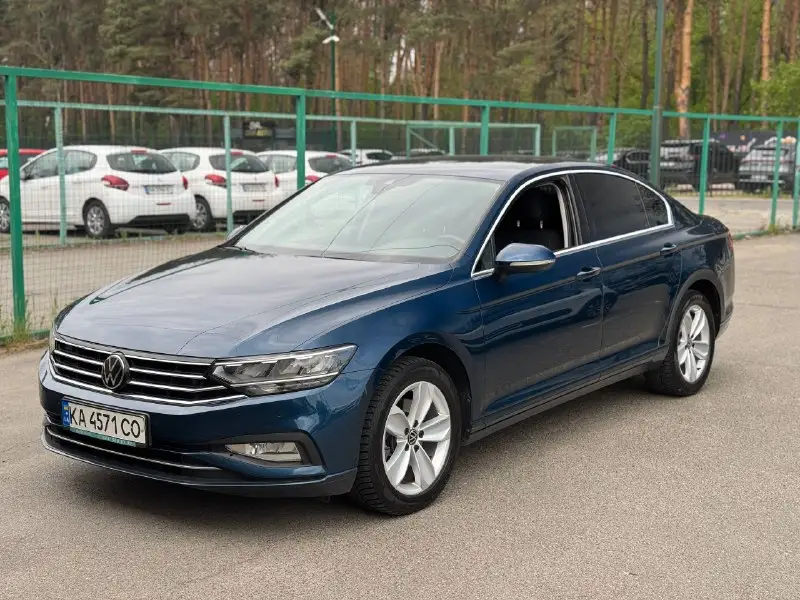 Volkswagen Passat B8 (BUSINESS) 1