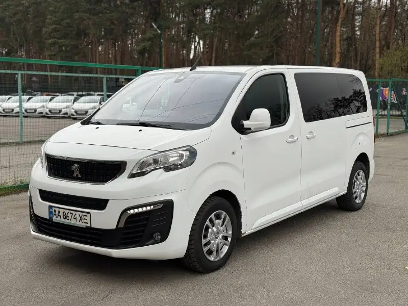 Peugeot Traveller L2 (BUSINESS) 1