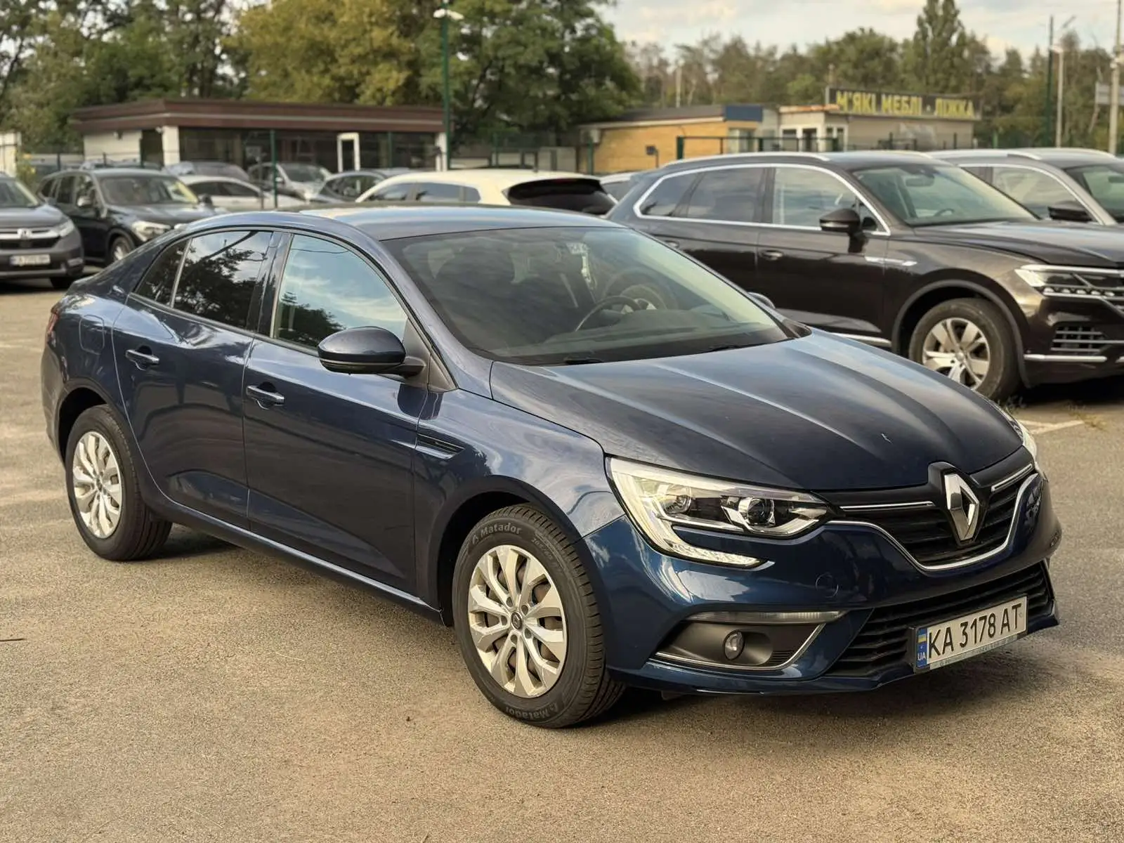 Renault Megane (LIFE+) 3